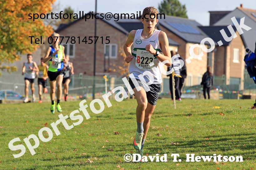 Mens under-17s 2022 Northern Cross Country Relays, Graves Park, Sheffield. Photo: David T. Hewitson/Sports for All Pics